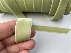 Vævet velour bånd - blid lys pistacie, 20 mm